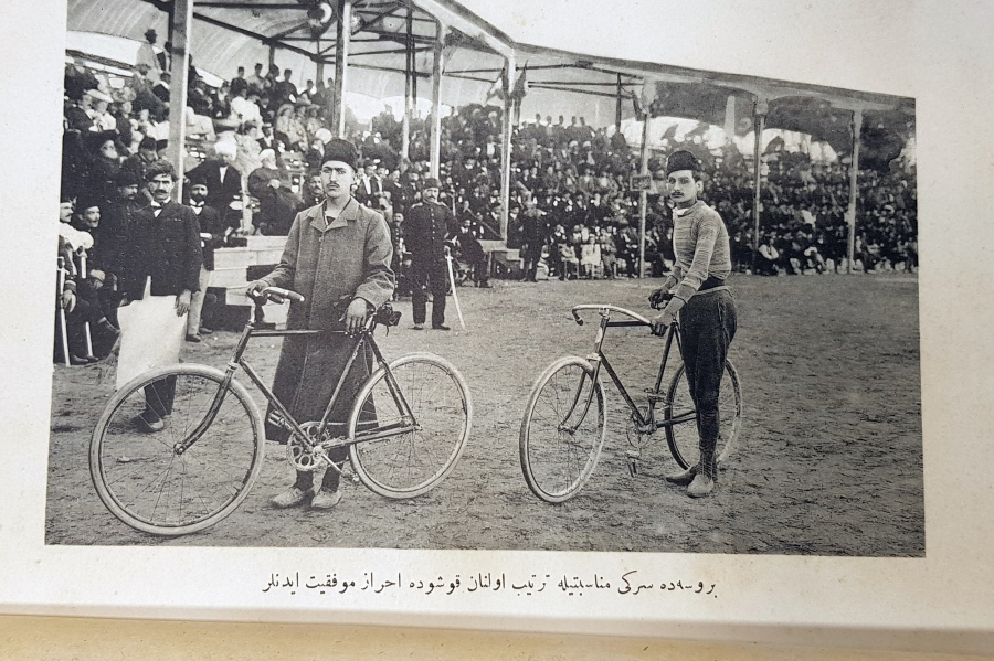 BURSA SERGİSİ VELESPİDÇİLER OSMANLICA BASKI GRAVÜR