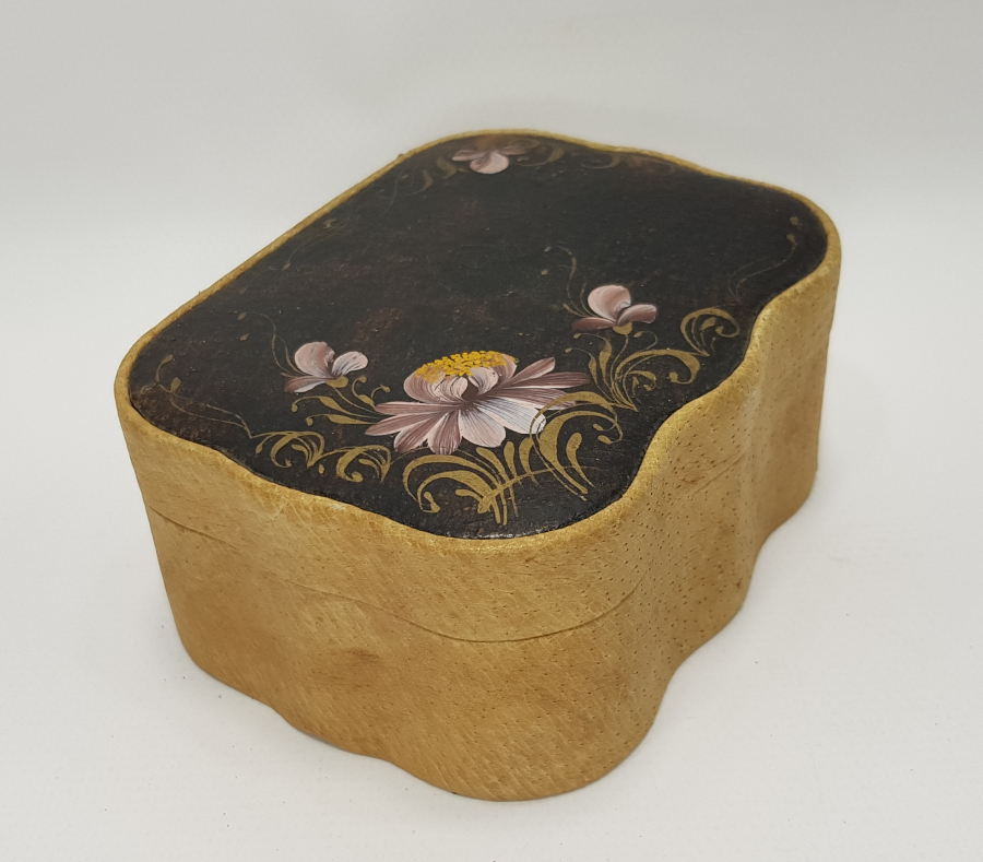 OSMANLI DÖNEMİ DERİ ÜZERİ EL BOYAMA SAAT KUTUSU