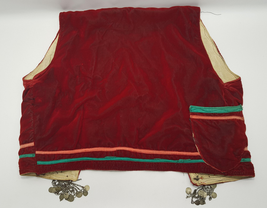 OSMANLI DÖNEMİ AMASYA YÖRESİ GÜMÜŞ SÜSLEMELİ YELEK - NADİR