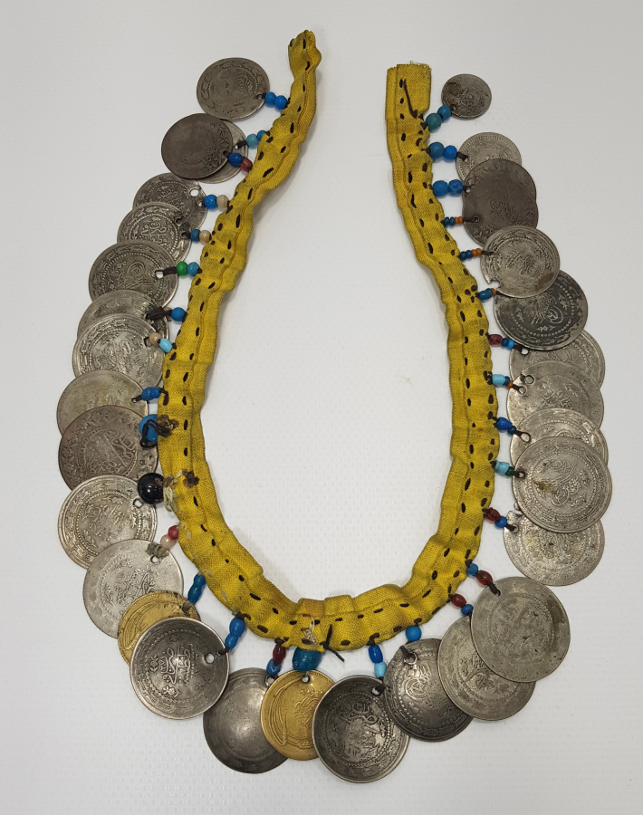 OSMANLI DÖNEMİ GÜMÜŞ PARALARDAN OLUŞAN GELİN DÖŞLÜĞÜ