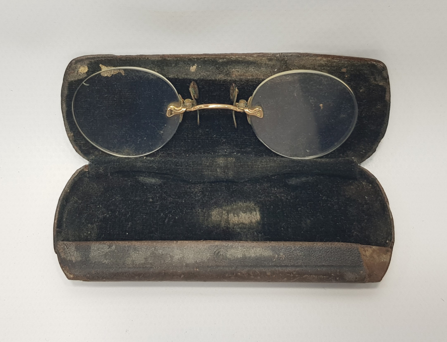 OSMANLI DÖNEMİ TÜCCAR GÖZLÜĞÜ