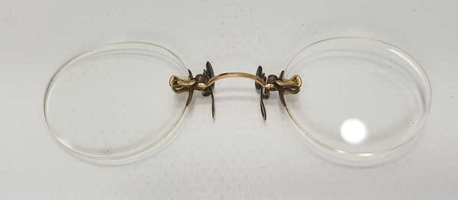 OSMANLI DÖNEMİ TÜCCAR GÖZLÜĞÜ