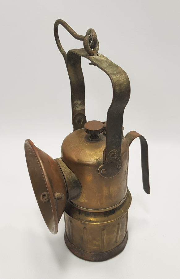 AMERİKAN MALI ANTİKA KARPİT LAMBASI 