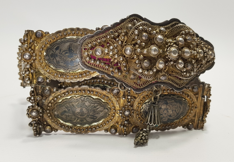 OSMANLI DÖNEMİ VAN İŞİ ERMENİ USTA YAPIMI OSMANLICA VE ERMENİCE DAMGALI SAVATLI GÜMÜŞ KEMER