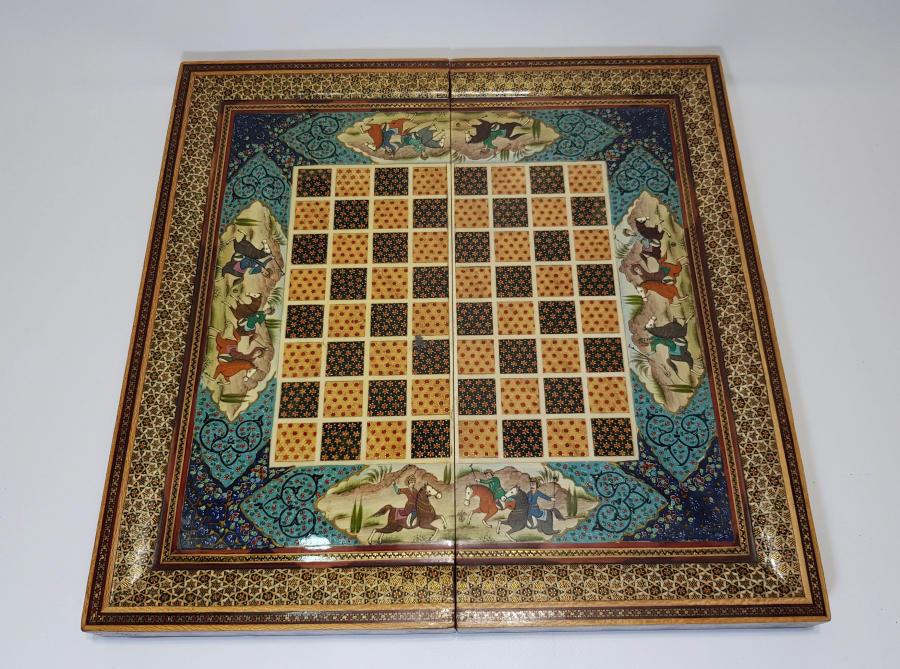 ÖZEL YAPIM MÜNYATÜRLÜ MARKÜTERİ TAVLA