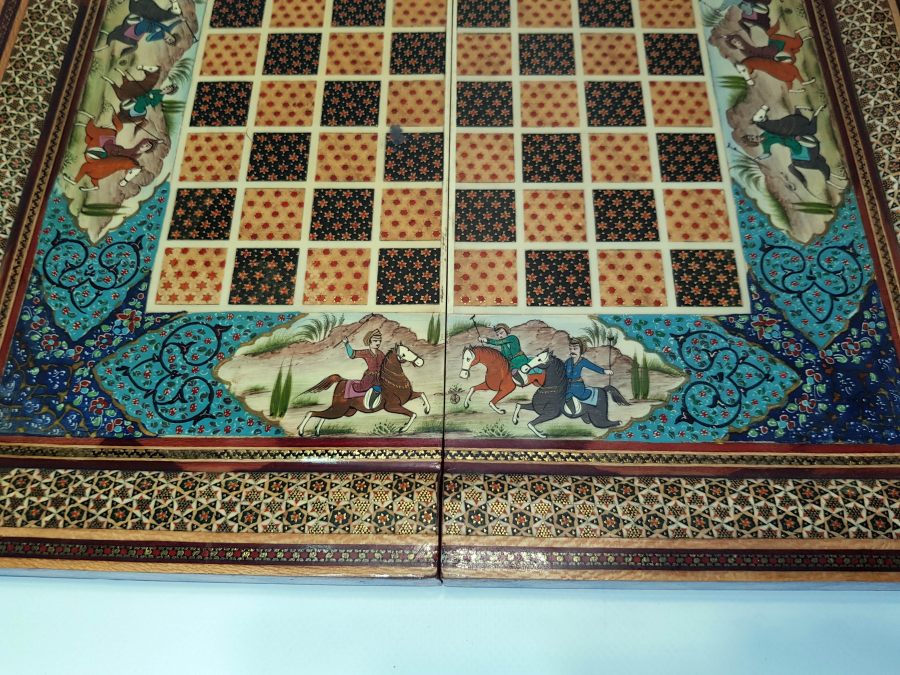 ÖZEL YAPIM MÜNYATÜRLÜ MARKÜTERİ TAVLA