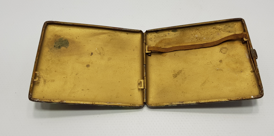 1930'LARDAN RUMELİ HİSARI GÖRSELLİ SİGARA TABAKASI