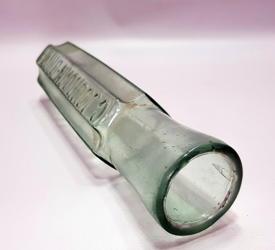 MARSİLYA ANTİKA CAM ŞİŞE