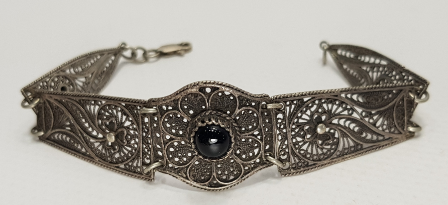 TELKARİ İŞÇİLİKLİ VE OLTU TAŞLI GÜMÜŞ BİLEKLİK