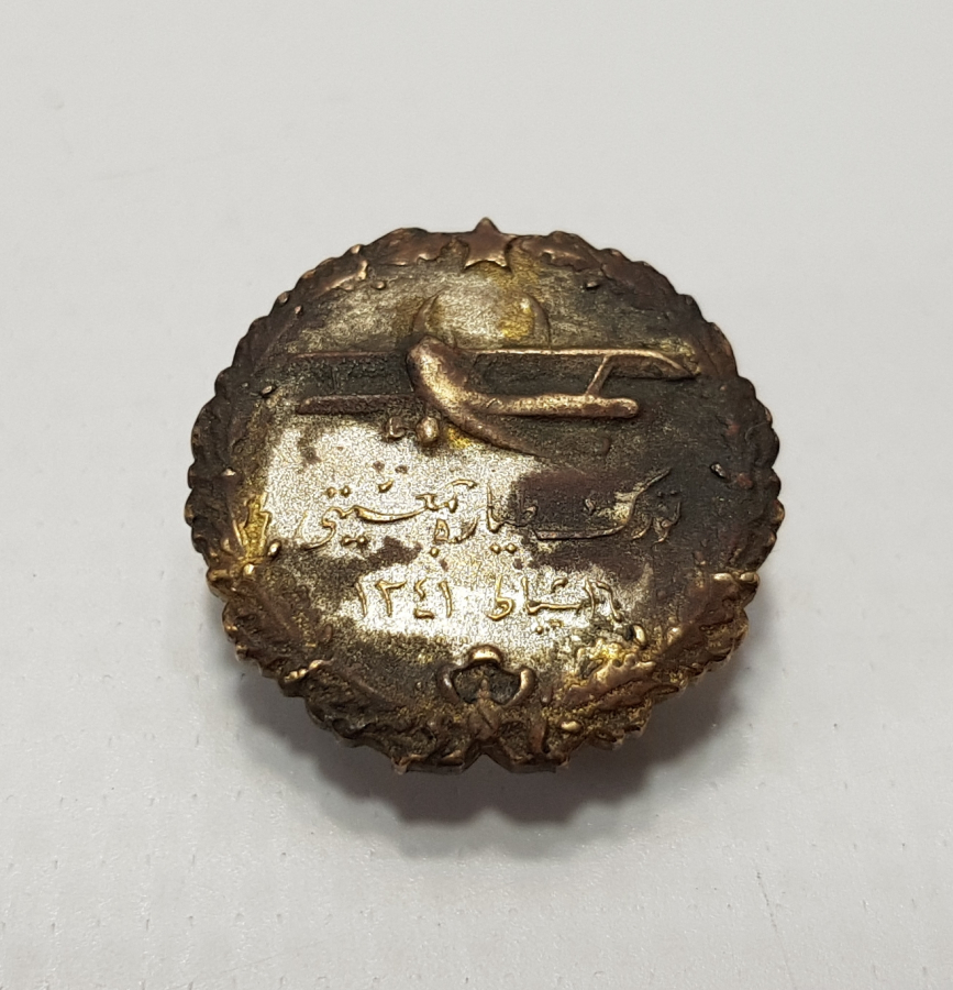 OSMANLICA YAZILI TÜRK TAYYARE CEMİYETİ ROZETİ