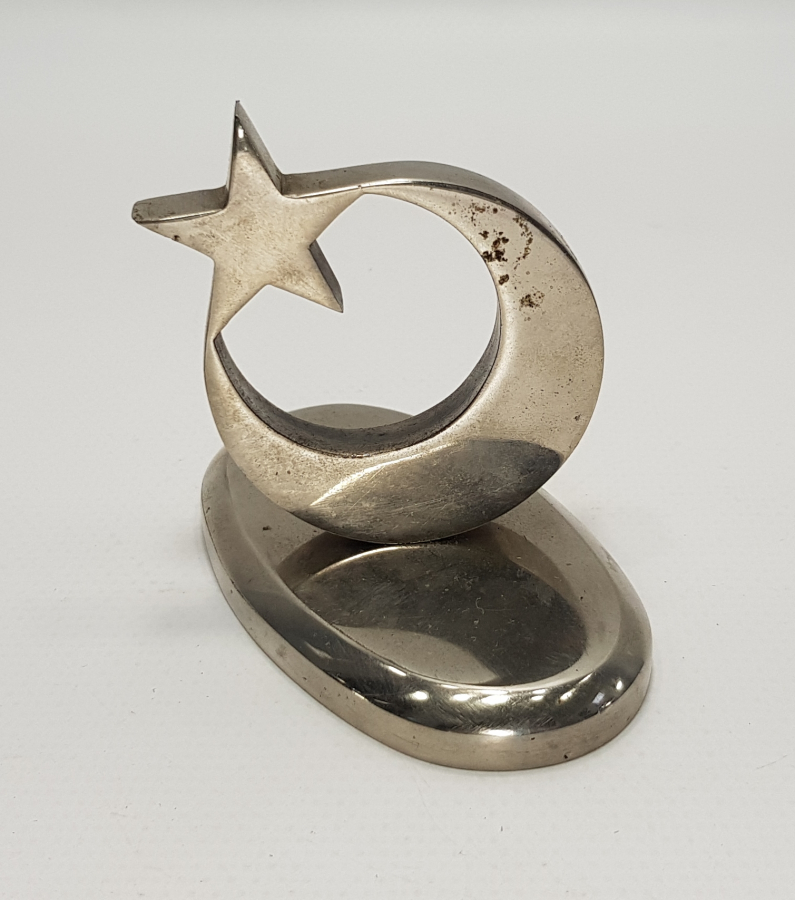 AY YILDIZLI BAYRAK FORMLU MASA ÜSTÜ KAĞIT AĞIRLIĞI