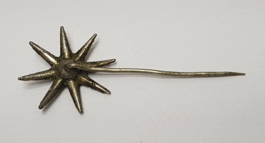 OSMANLI DÖNEMİ DENİZ YILDIZI FORMUNDA GÜMÜŞ YAKA İĞNESİ