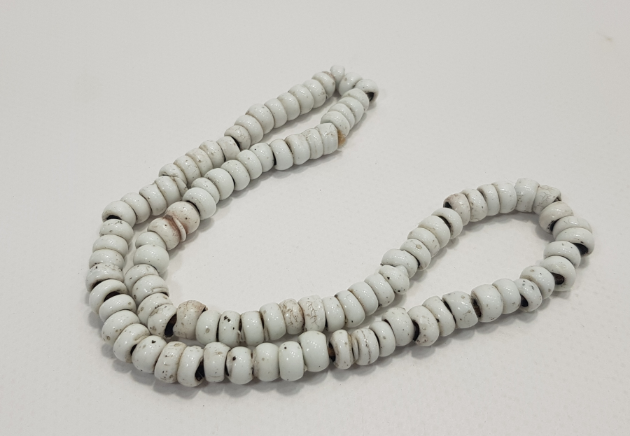 OSMANLI DÖNEMİ OPAL BONCUKLARDAN YAPILMIŞ KOLYE