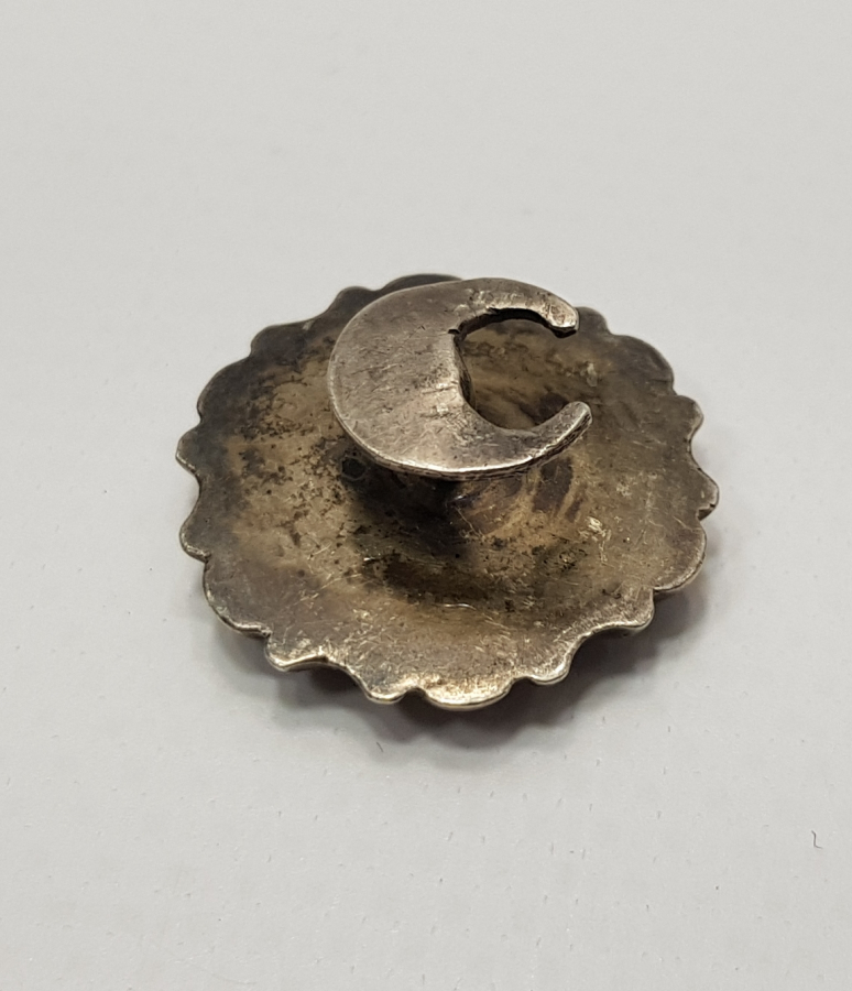 OSMANLI DÖNEMİ VAN İŞİ ERMENİCE İNİSİYALLİ SAVATLI GÜMÜŞ ROZET