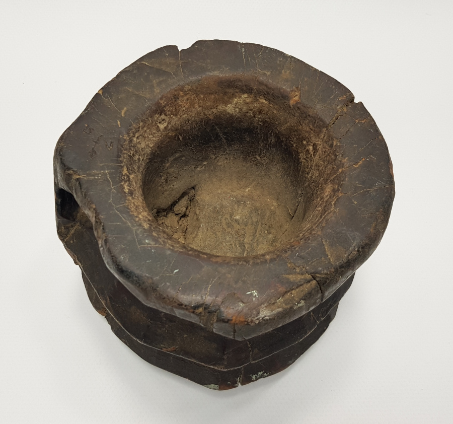 OSMANLI DÖNEMİ RUMCA İNİSİYALLİ AHŞAP HAVAN