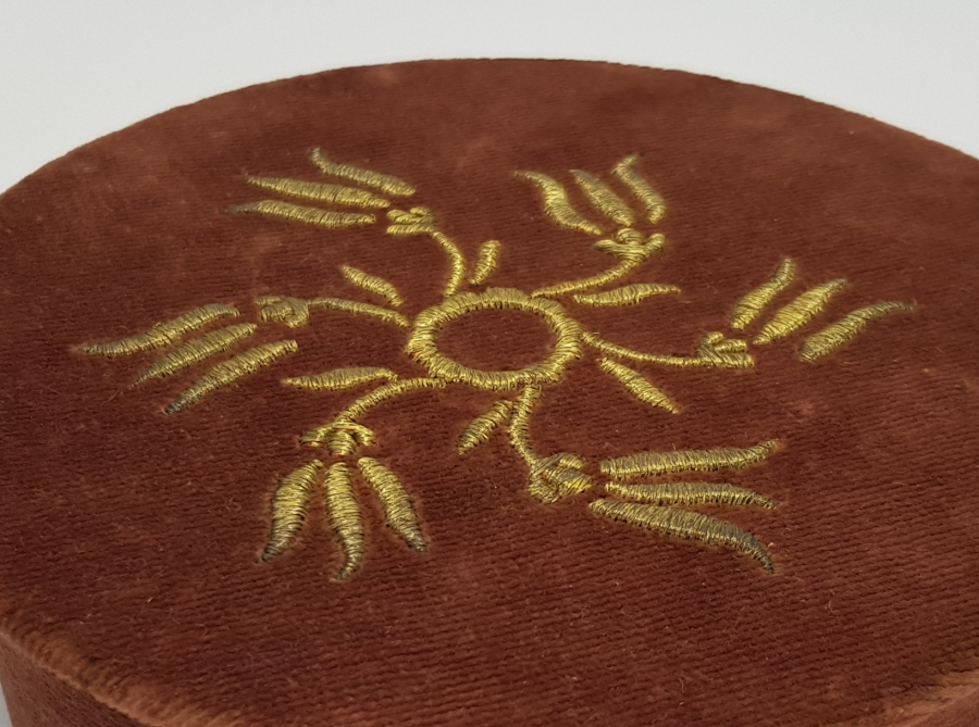 OSMANLI DÖNEMİ SIRMA İŞÇİLİKLİ KUTU 