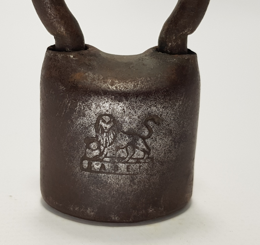 ANTİKA ASMA KİLİT