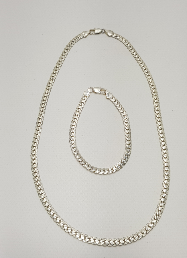 GÜMÜŞ KOLYE & BİLEKLİK TAKIMI