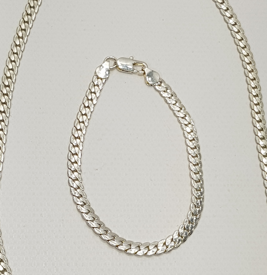 GÜMÜŞ KOLYE & BİLEKLİK TAKIMI