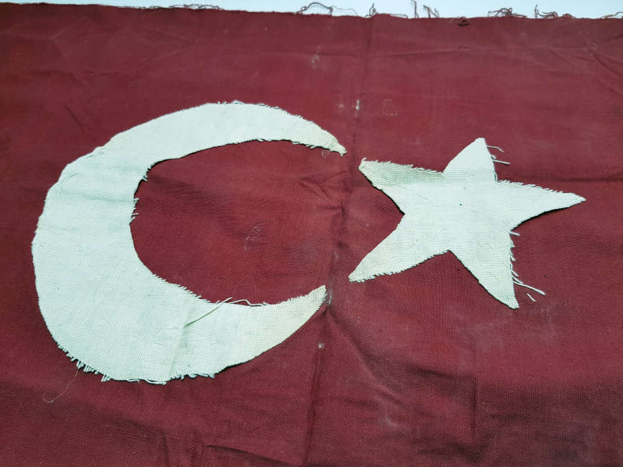 KURTULUŞ SAVAŞI DÖNEMİ EL DİKİMİ BAYRAK