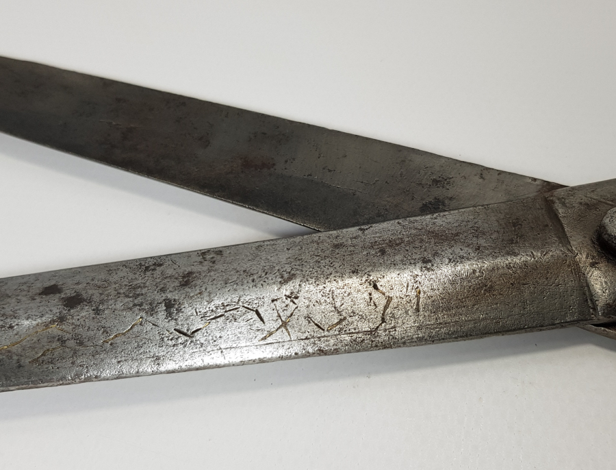 OSMANLI DÖNEMİ EL DÖVME RUMCA YAZILI MAKAS