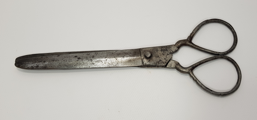 OSMANLI DÖNEMİ EL DÖVME RUMCA YAZILI MAKAS