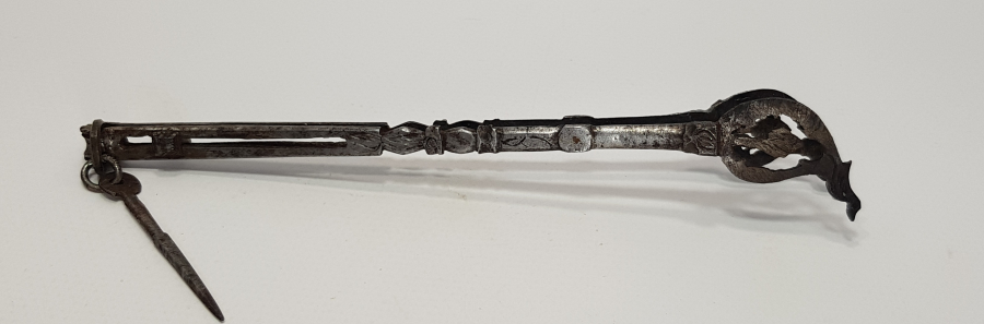 OSMANLI DÖNEMİ DÖVME DEMİRDEN MAMUL KÖZ MAŞASI