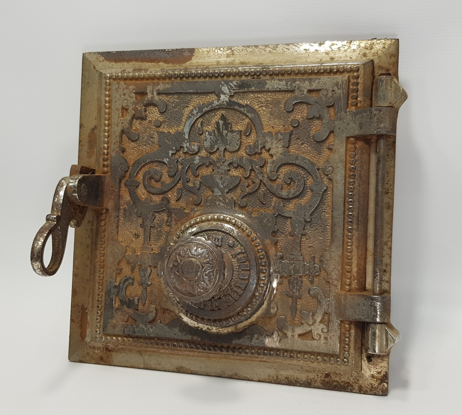 OSMANLI DÖNEMİ CONSTANTINOPEL YAZILI SOBA KAPAĞI