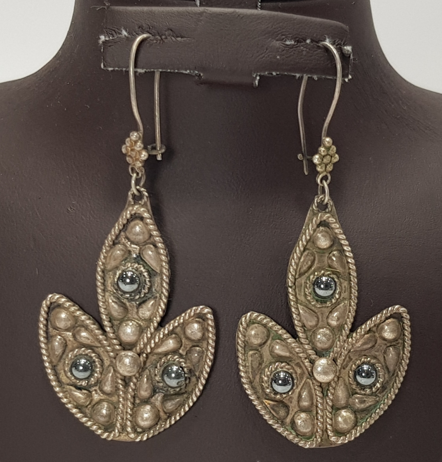 EL İŞİ ÖZEL YAPIM GÜMÜŞ KÜPE