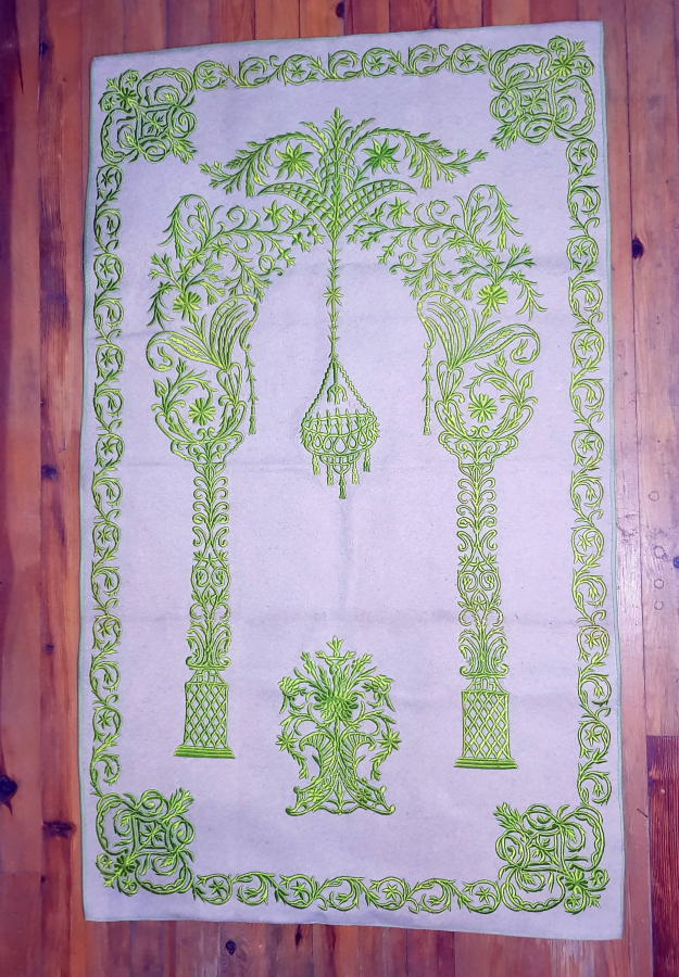 OSMANLI DÖNEMİ KEÇE ÜZERİ İPEK İŞLEME TEKKE İŞİ SECCADE