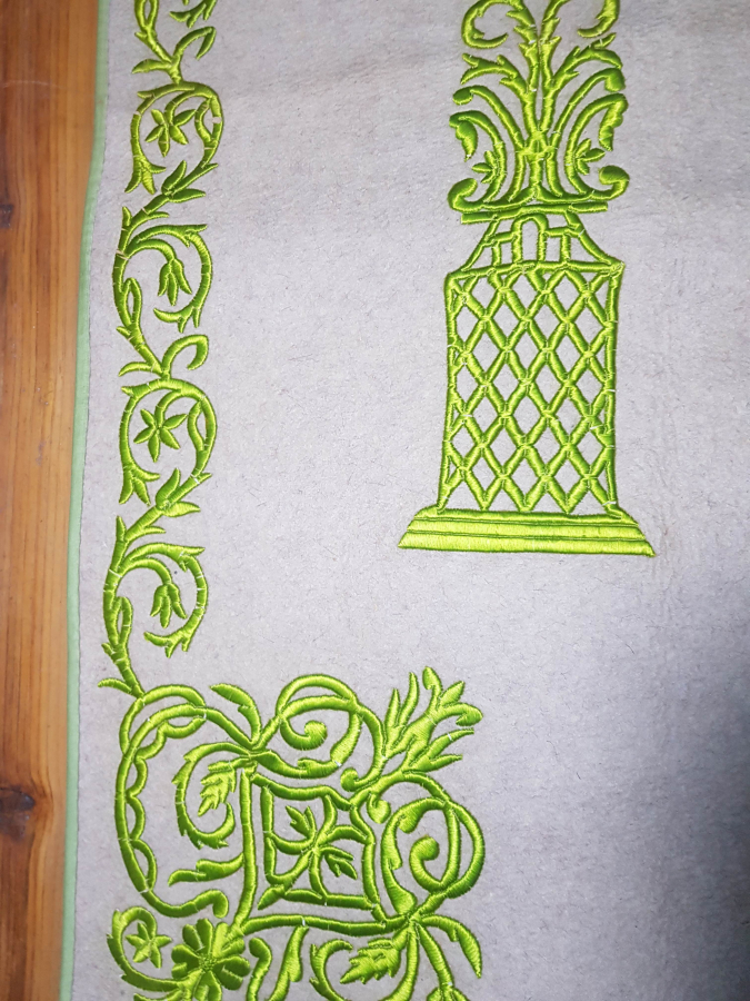 OSMANLI DÖNEMİ KEÇE ÜZERİ İPEK İŞLEME TEKKE İŞİ SECCADE