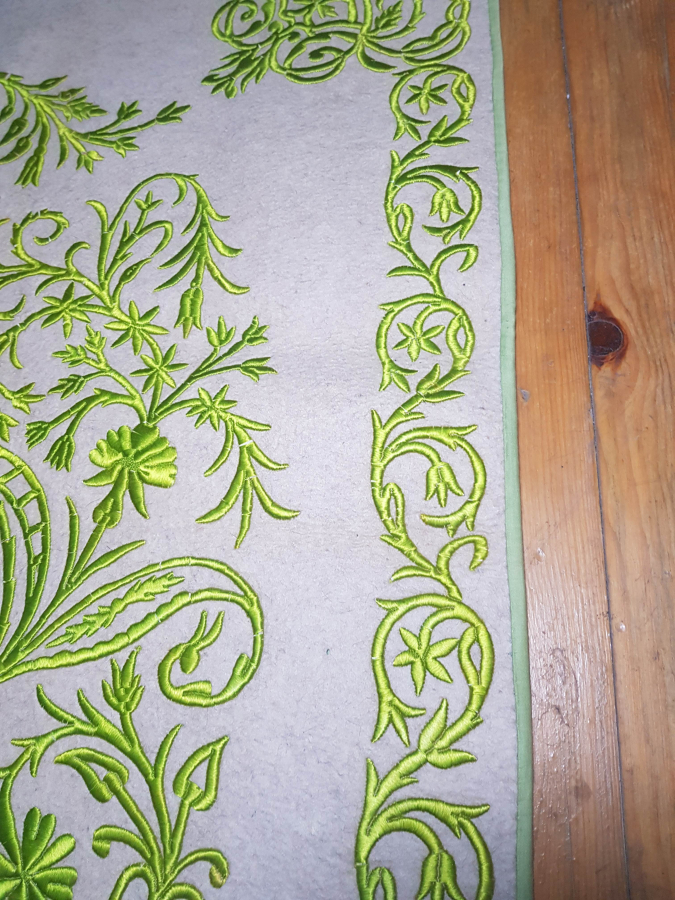 OSMANLI DÖNEMİ KEÇE ÜZERİ İPEK İŞLEME TEKKE İŞİ SECCADE