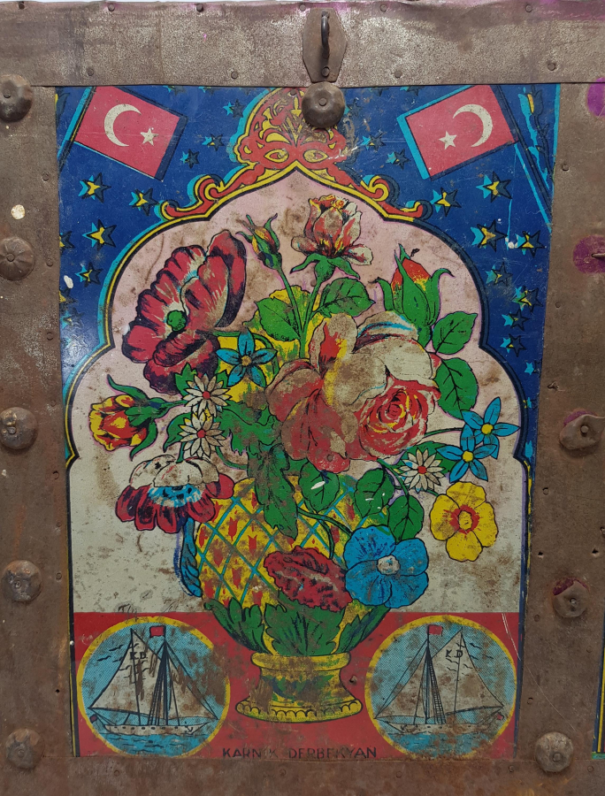 ERMANİ USTA KARNİK DERBEKYAN YAPIMI SANDIK ÖNÜ SÜSLERİ