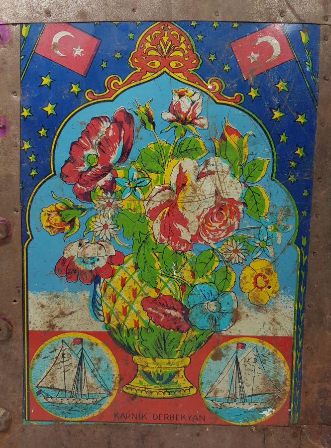 ERMANİ USTA KARNİK DERBEKYAN YAPIMI SANDIK ÖNÜ SÜSLERİ