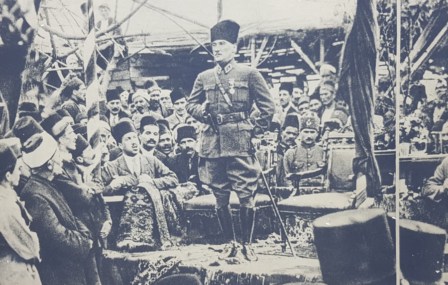 NADİR BOYDA ATATÜRK FOTOĞRAFI 