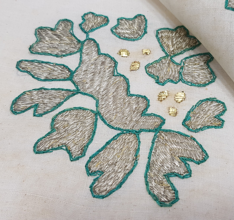 OSMANLI DÖNEMİ YATIK İŞ TEL SARMA ÇEVRE ÖRTÜ