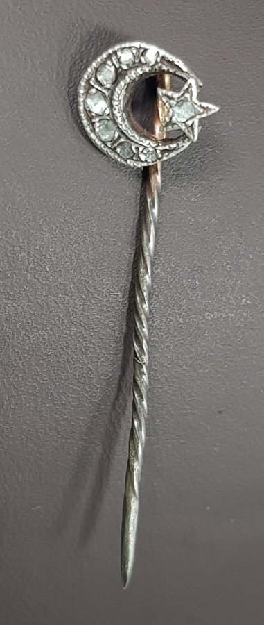 OSMANLI DÖNEMİ ELMAS TAŞLARLA BEZELİ AY YILDIZLI YAKA İĞNESİ - BROŞ