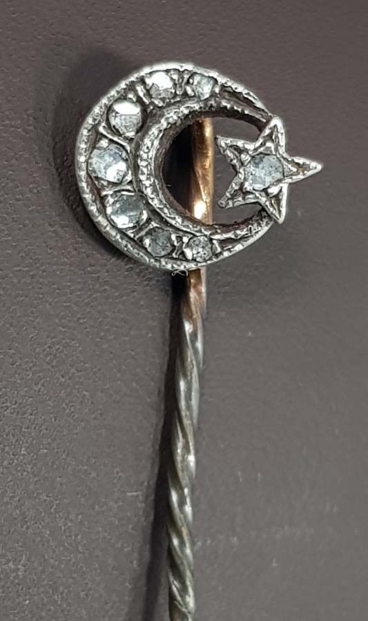 OSMANLI DÖNEMİ ELMAS TAŞLARLA BEZELİ AY YILDIZLI YAKA İĞNESİ - BROŞ