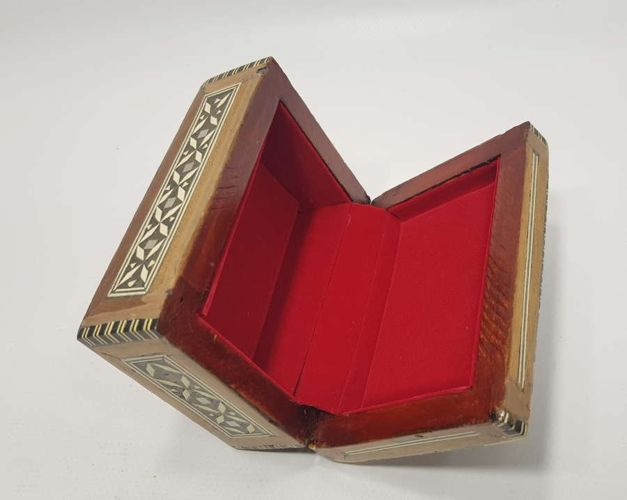 ANTİKA MARKÜTERİ KUTU