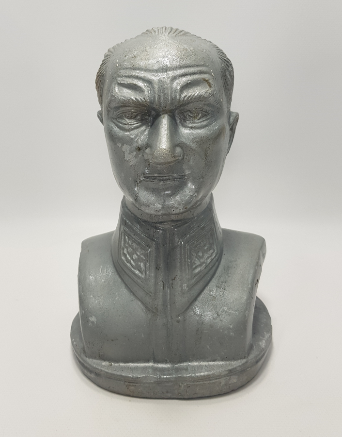 ATATÜRK BÜST