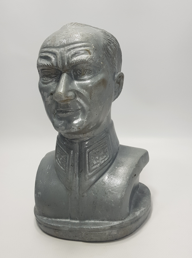 ATATÜRK BÜST