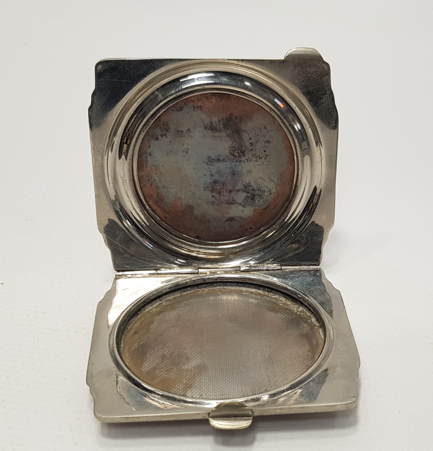 MİNELİ GÜMÜŞ HİDİV PUDRALIK