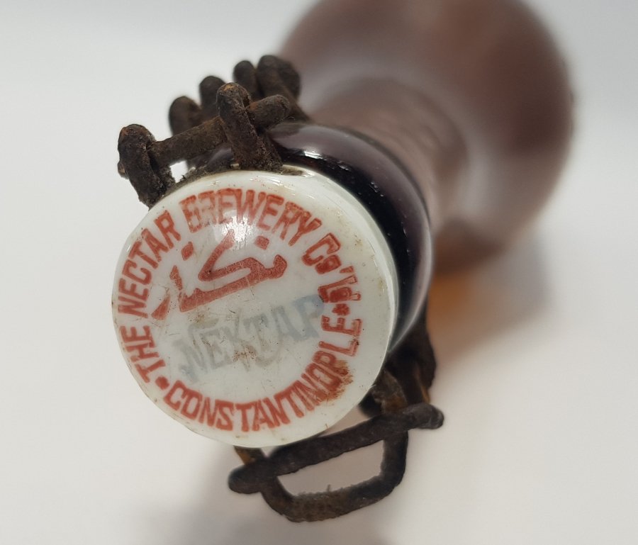 OSMANLI DÖNEMİ NEKTAR BİRA ŞİŞESİ: THE NECTAR BREWERY Co LTD BEUYUKDERE CONSTANTINOPLE