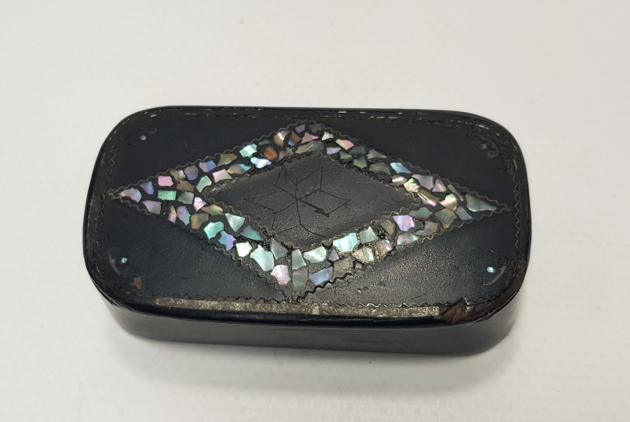 OSMANLI DÖNEMİ PAPIER MACHE KUTU