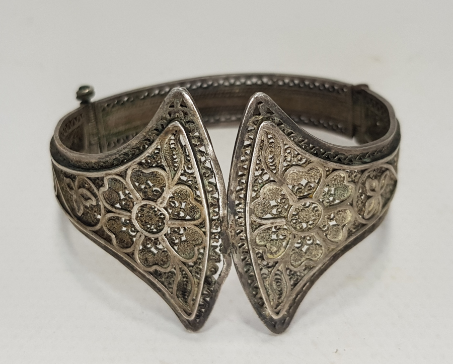 OSMANLI DÖNEMİ TAMAMI EL İŞÇİLİĞİ TELKARİ GÜMÜŞ BİLEZİK