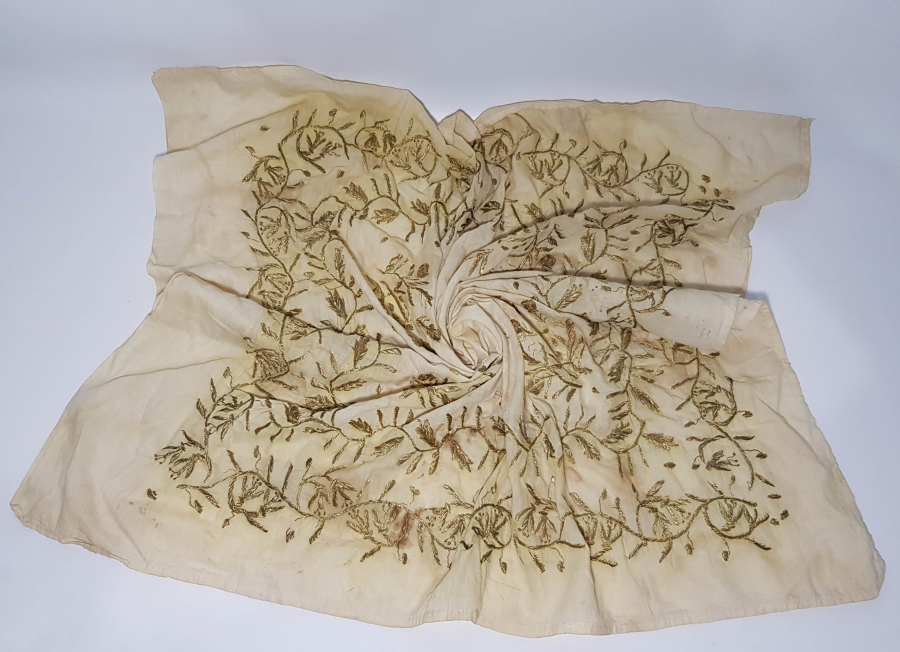 OSMANLI DÖNEMİ ALTIN TEL SARMA İŞÇİLİKLİ ULAMA BOHÇA