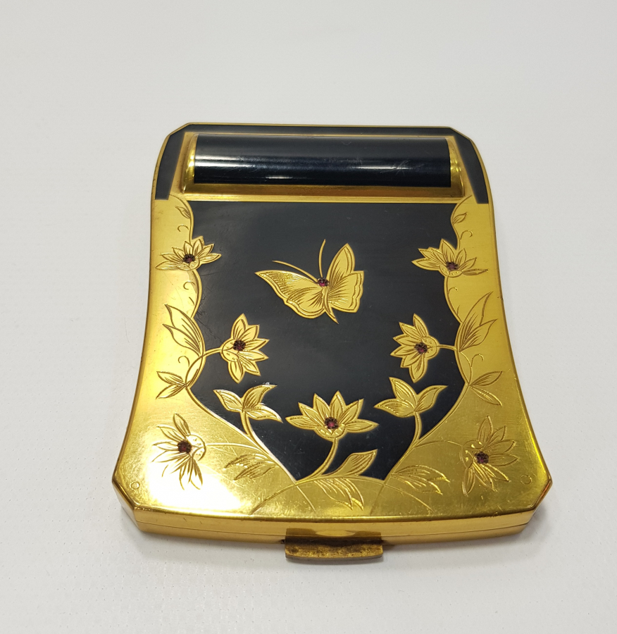 KALEM İŞÇİLİKLİ PUDRİYER