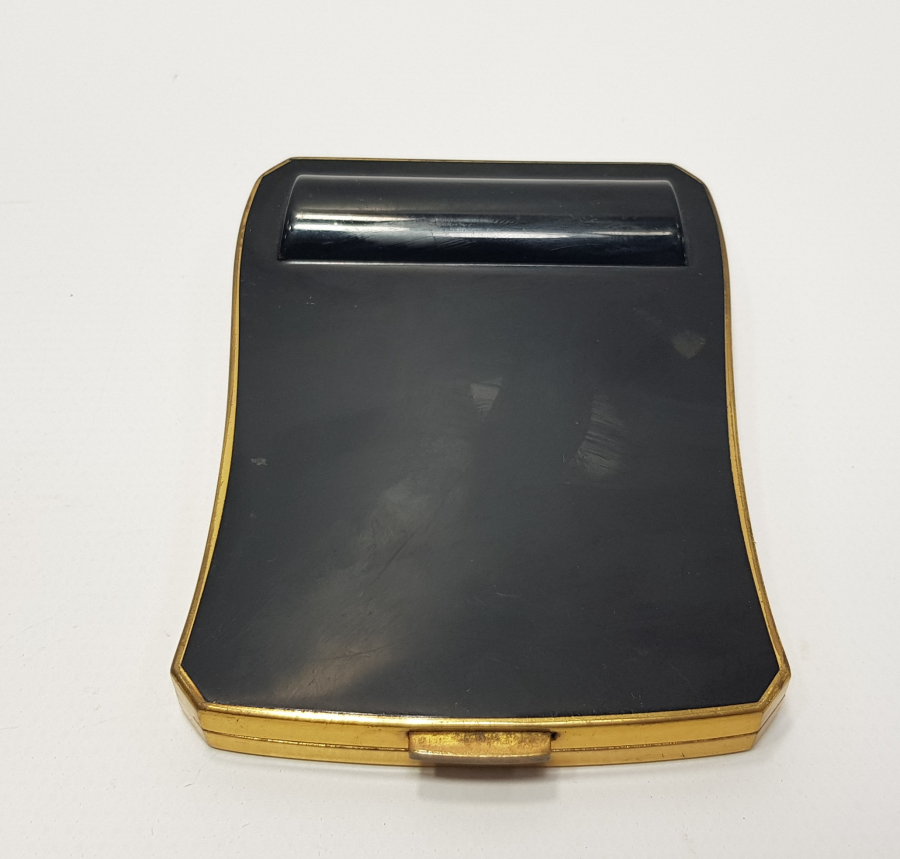 KALEM İŞÇİLİKLİ PUDRİYER