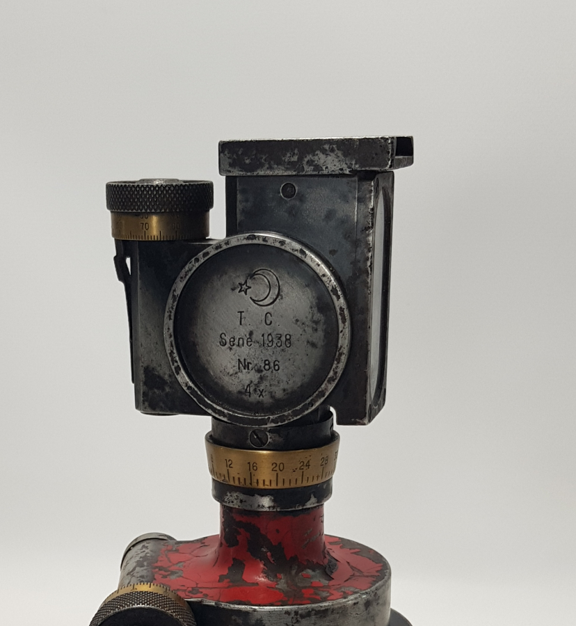 1938 TARİHLİ TOPÇU DÜRBÜNÜ