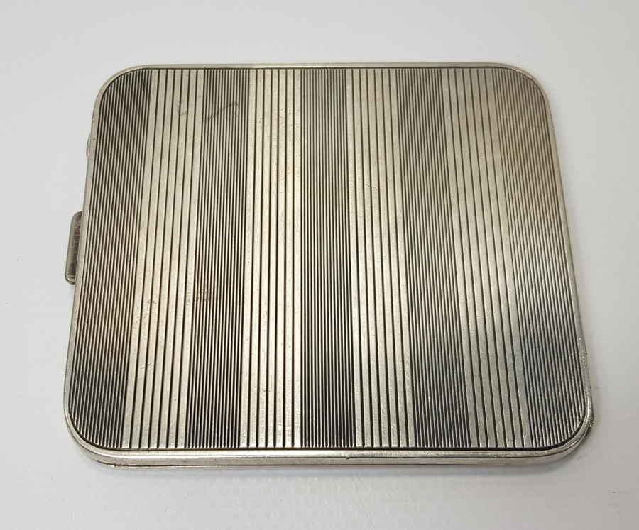 LM İNİSİYALLİ GÜMÜŞ SİGARA TABAKASI 